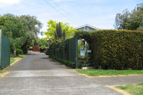 Photo of property in 18 Shortt Avenue, Mangere Bridge, Auckland, 2022