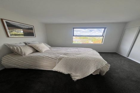 Photo of property in 3/5 Dellwood Avenue, Henderson, Auckland, 0612