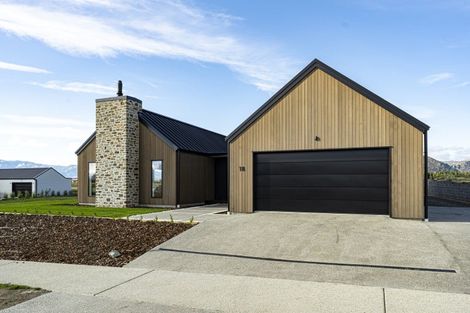 Photo of property in 18 Marjon Drive, Wanaka, 9305