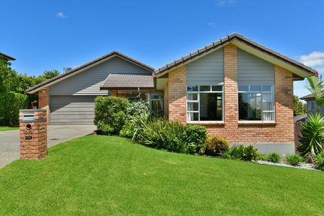 Photo of property in 10 Seamount Drive, Red Beach, 0932