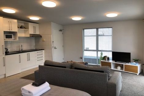 Photo of property in 4/6 Defoe Place, Waltham, Christchurch, 8023