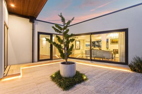 Photo of property in 66 Fendalton Road, Fendalton, Christchurch, 8014