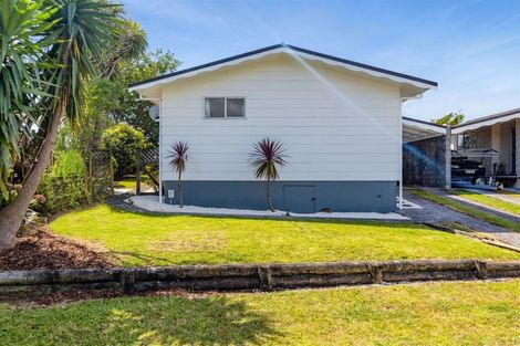 Photo of property in 18 Culzean Grove, Bell Block, New Plymouth, 4312