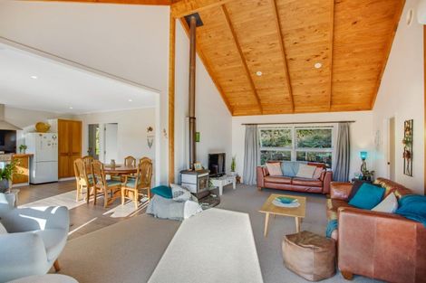 Photo of property in 16 Ao Marama Place, Kerikeri, 0294