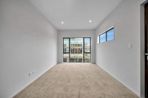 Photo of property in 40 Opoka Street, Papakura, 2110