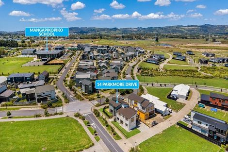 Photo of property in 14 Parkmore Drive, Rosehill, 2113