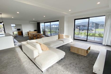 Photo of property in 192 Faringdon Boulevard, Rolleston, 7615