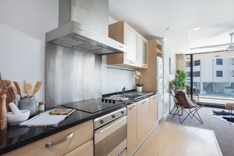Photo of property in 16 Adams Avenue, Mount Maunganui, 3116