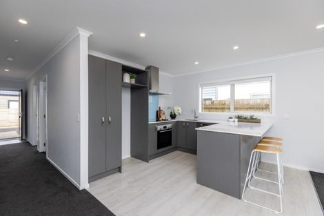 Photo of property in 26 Koru Loop, Paraparaumu, 5032