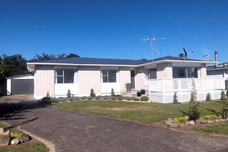 Photo of property in 12 Vogel Street, Levin, 5510