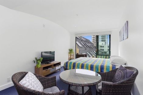 Photo of property in 6 Adams Avenue, Mount Maunganui, 3116