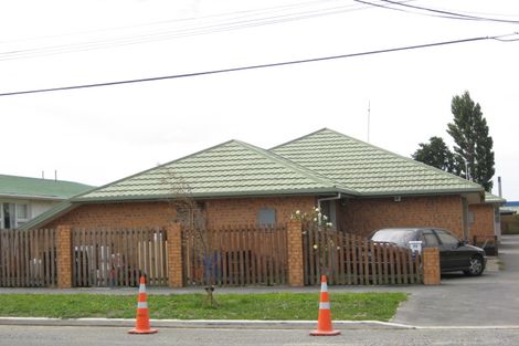 Photo of property in 4/77 Fairfield Avenue, Addington, Christchurch, 8024