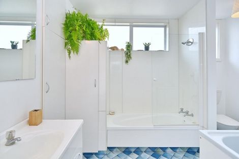 Photo of property in 5 Garnett Avenue, Spreydon, Christchurch, 8024