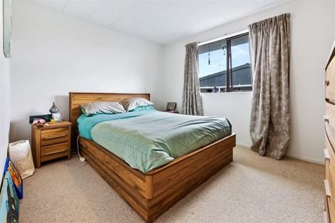 Photo of property in 63c/1 Colwill Road, Massey, Auckland, 0614