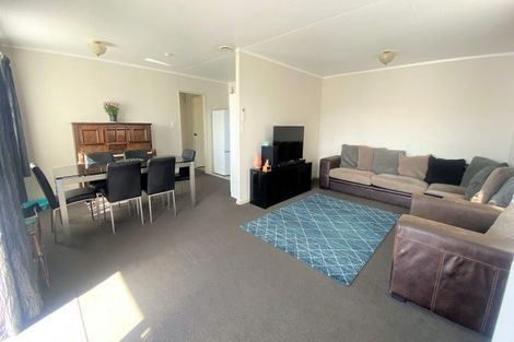 Photo of property in 4b Cricket Place, Melville, Hamilton, 3206
