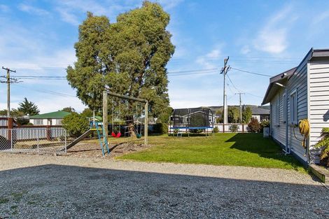 Photo of property in 30 Parsonage Road, Waimate, 7924