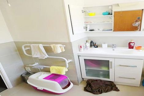 Photo of property in 6 Garner Place, Glenfield, Auckland, 0629