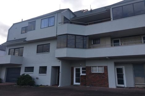 Photo of property in 40 Maunganui Road, Mount Maunganui, 3116