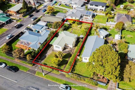 Photo of property in 104 Taikata Road, Te Atatu Peninsula, Auckland, 0610