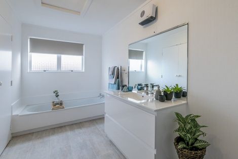 Photo of property in 4/53 Bristol Street, Levin, 5510