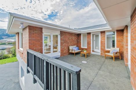 Photo of property in 11 Flinders Road, Heathcote Valley, Christchurch, 8022