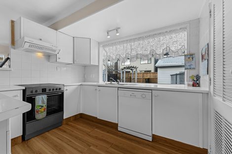 Photo of property in 42 Manse Road, Pahurehure, Papakura, 2113