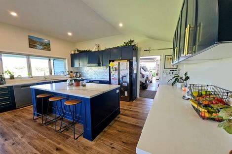 Photo of property in 33 Oriwa Lane, Levin, 5571