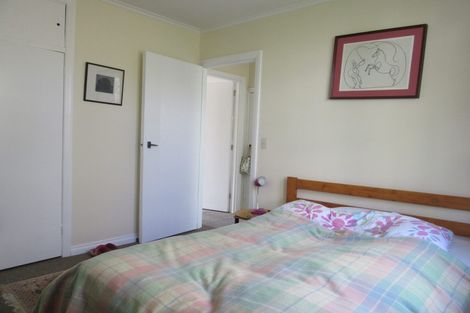 Photo of property in 5e Harrold Street, Highbury, Wellington, 6012