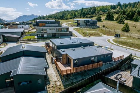 Photo of property in 87 Mills Road, Wanaka, 9305