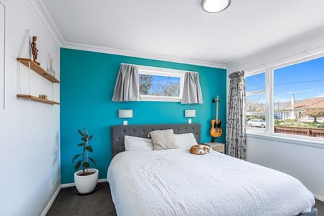Photo of property in 11 George Street, Levin, 5510