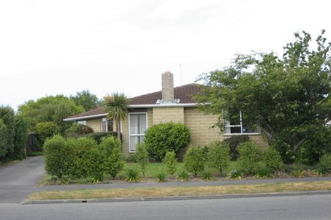 Photo of property in 495 Mairehau Road, Parklands, Christchurch, 8083