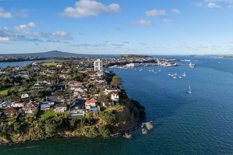 Photo of property in 87 Stanley Point Road, Stanley Point, Auckland, 0624