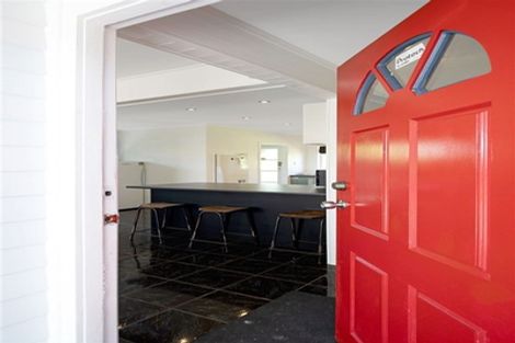 Photo of property in 93 Smythe Road, Henderson, Auckland, 0612