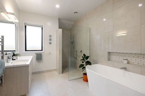 Photo of property in 67 Swayne Road, Cambridge, 3434