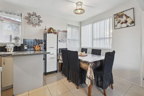 Photo of property in 29 Othello Drive, Clover Park, Auckland, 2023