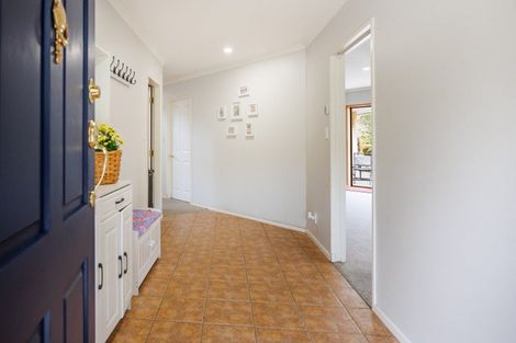 Photo of property in 46 Turitea Road, Fitzherbert, Palmerston North, 4472