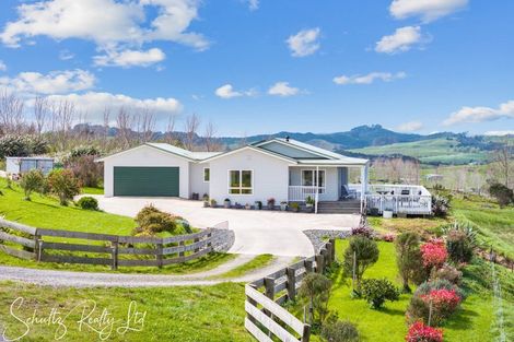 Photo of property in 70 Te Pahi River Drive, Paparoa, 0583