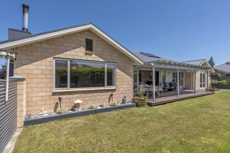 Photo of property in 10 Pemberton Drive, Darfield, 7510