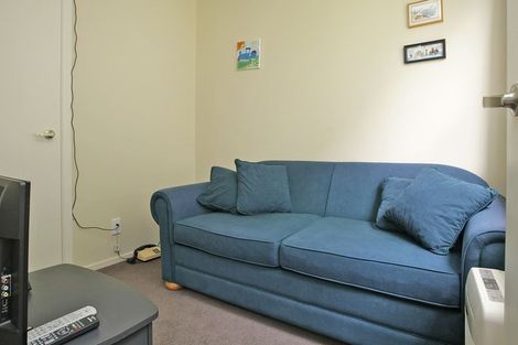 Photo of property in 64 Eden Street, Island Bay, Wellington, 6023
