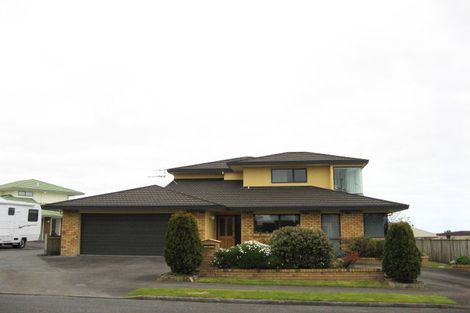 Photo of property in 2/20 Kellyville Heights, Merrilands, New Plymouth, 4312