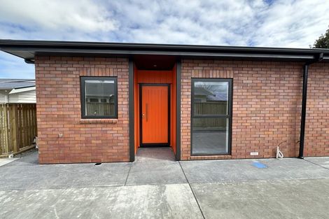 Photo of property in 28 York Street, Levin, 5510