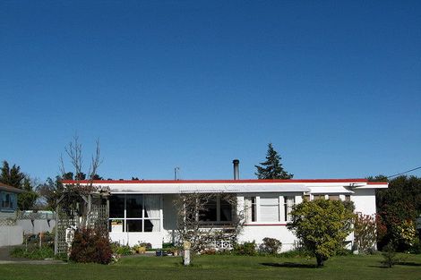 Photo of property in 4 Smith Street, Waipukurau, 4200