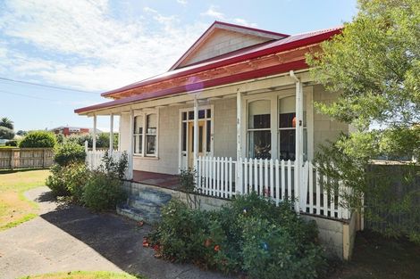 Photo of property in 10 Park Street, Foxton, 4814