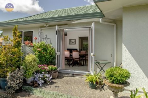 Photo of property in 21 Palmbrook Avenue, Havelock North, 4130