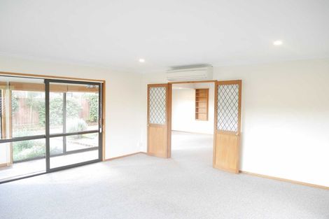Photo of property in 89 Hawthornden Road, Avonhead, Christchurch, 8042