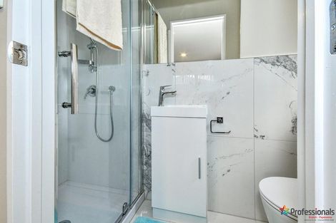 Photo of property in 15 Alderson Lane, Favona, Auckland, 2024