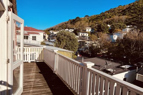 Photo of property in 1 Glenbervie Terrace, Thorndon, Wellington, 6011