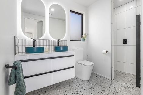 Photo of property in 94 Kotare Street, Waikanae, 5036