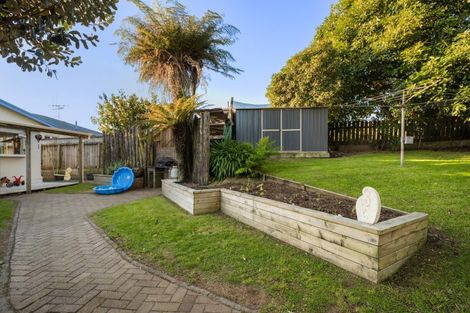Photo of property in 100 Mansels Road, Parkvale, Tauranga, 3112