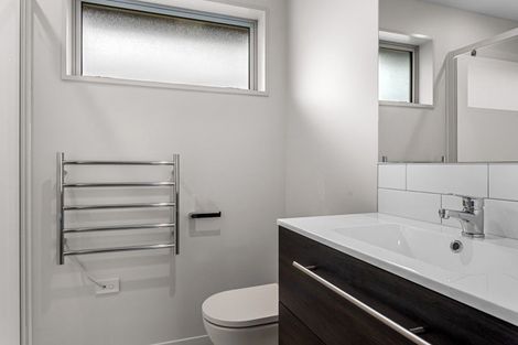 Photo of property in 18 Grey View Grove, Rangiora, 7400